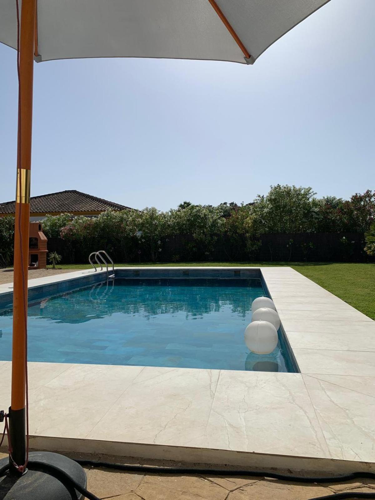 Traumhaus Fuer 6 Personen Mit Spektakulaerem Privaten Pool Und Schoenem Ausblick In Die Natur Hozanejos 外观 照片
